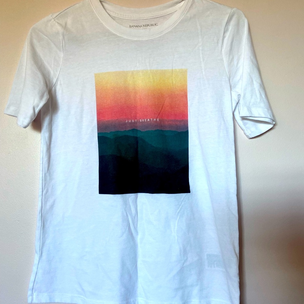 Banana republic t shirt